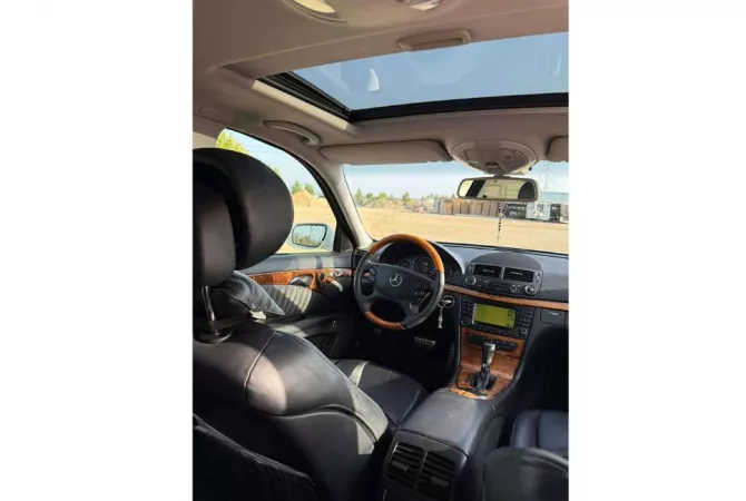 Auto in Vendita a Tirana, Mercedes-Benz, 2009 Diesel,Kambio Automatik Pagamento 7,400  Euro.