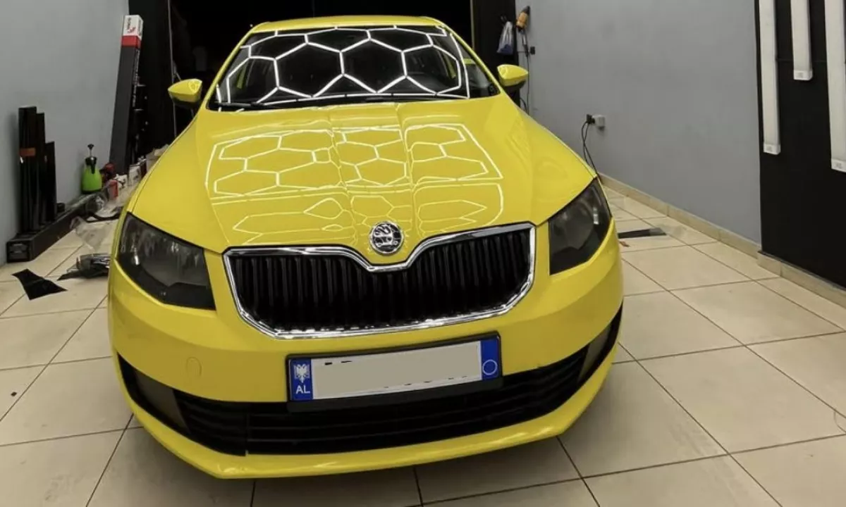 Auto in Vendita a Tirana, Skoda, 2016 Diesel,Kambio Automatik Pagamento 6,000  Euro.