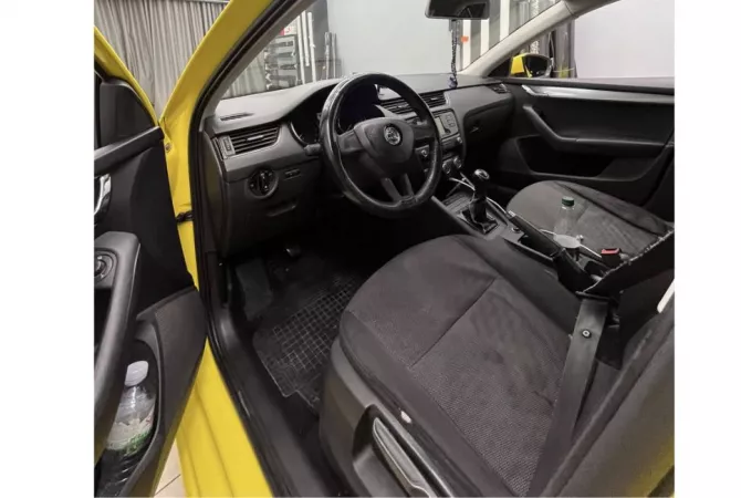 Auto in Vendita a Tirana - 6,000 Euro