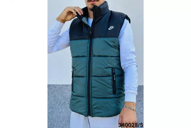 Veshje dhe Aksesor per te Rritur ne Tirane - 15 Euro