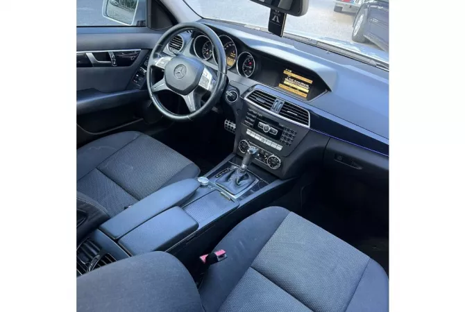 Auto in Vendita a Tirana - 7,800 Euro