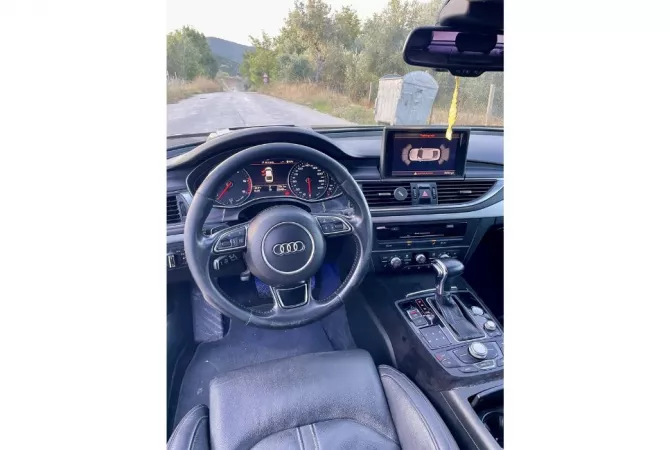 Auto in Vendita a Tirana - 12,900 Euro