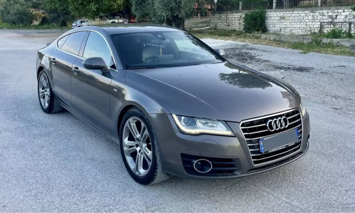 Auto in Vendita a Tirana, Audi, 2013 Diesel,Kambio Automatik Pagamento 12,900  Euro.