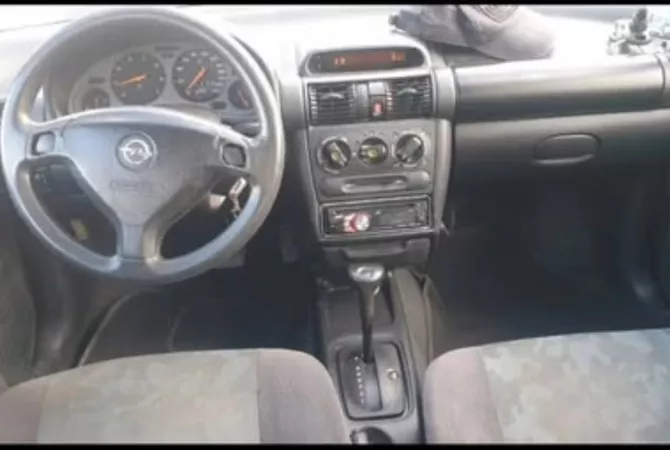 Auto in Vendita a Tirana - 1,800 Euro