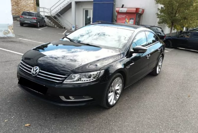 Auto in Vendita a Tirana - 10,300 Euro