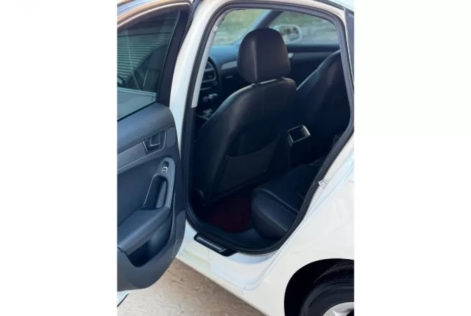 Makina ne shitje ne Tirane, Audi, 2013 Diesel,Kambio Automatik Pagesa 8,400  Euro.