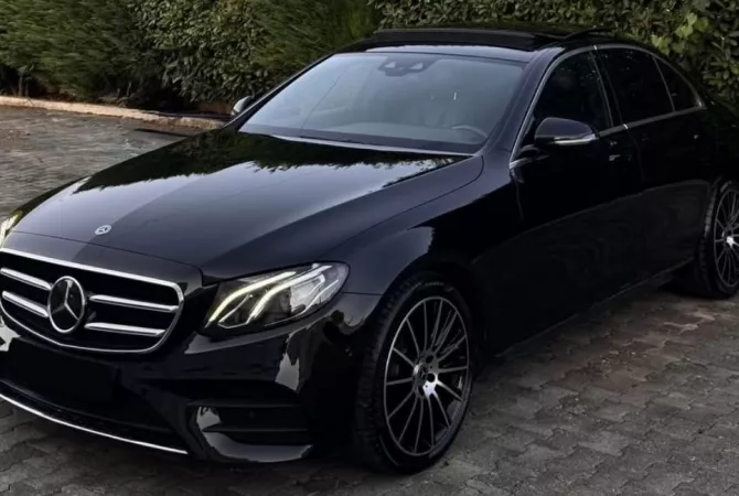 Auto in Vendita a Tirana - 21,900 Euro