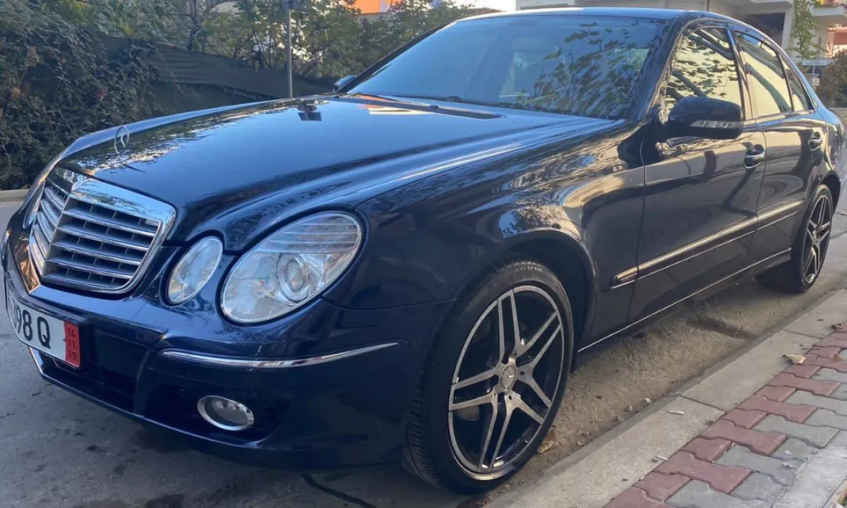 Auto in Vendita a Tirana, Mercedes-Benz, 2006 Diesel,Kambio Automatik Pagamento 6,300  Euro.