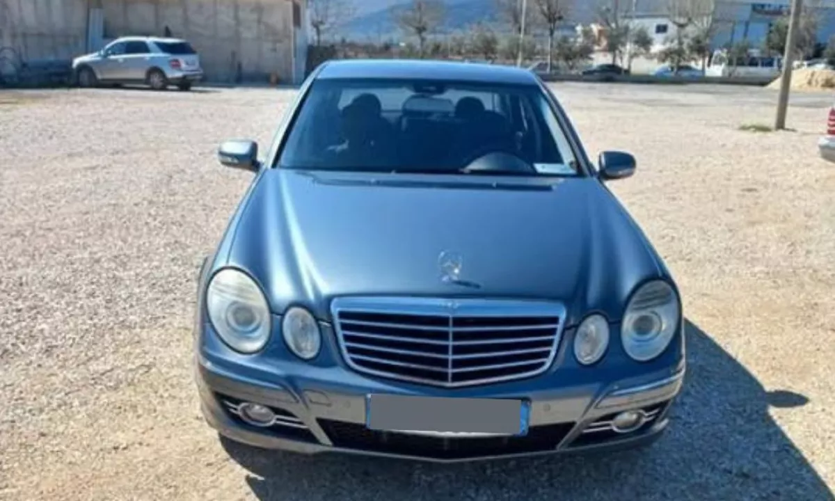 Auto in Vendita a Tirana, Mercedes-Benz, 2008 gasoline-gas,Kambio Automatik Pagamento 6,400  Euro.