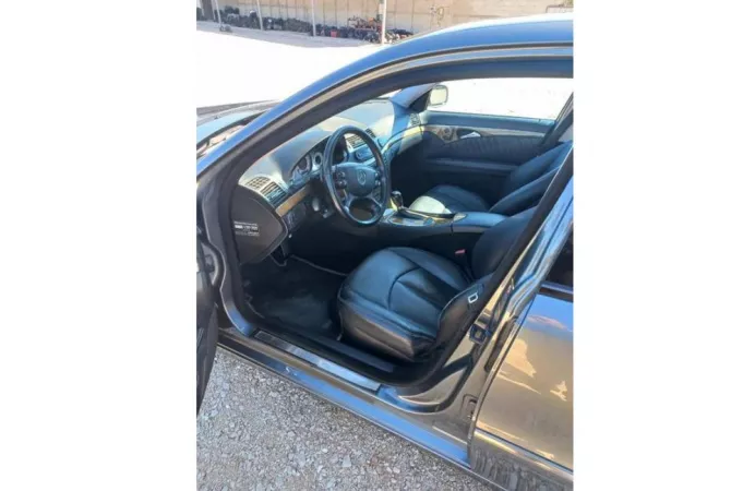 Auto in Vendita a Tirana - 6,400 Euro