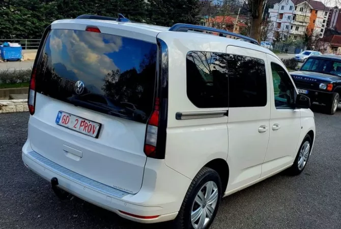 Auto in Vendita a Tirana - 17,900 Euro