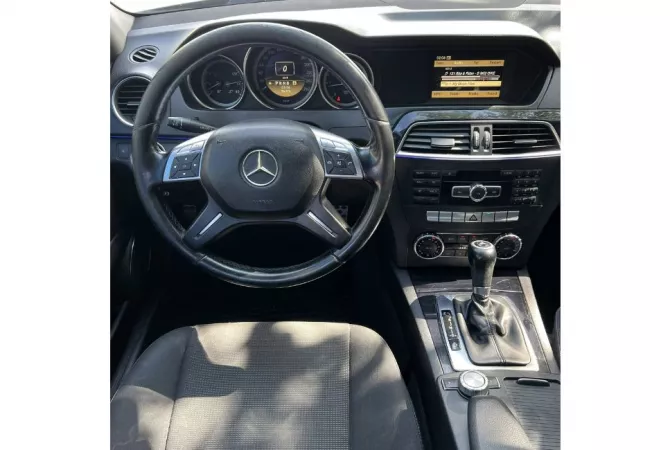 Auto in Vendita a Tirana - 7,800 Euro