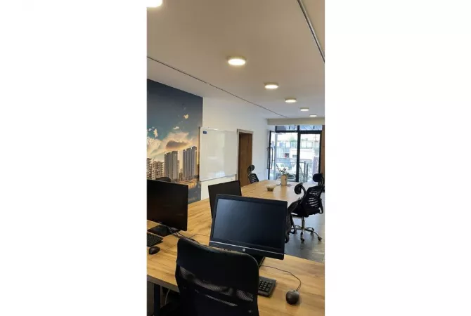 Business Property for Rent 3+1 in Pristina - 800 Euro