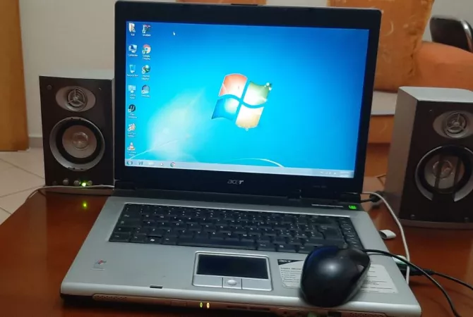 Kompjutera dhe Elektronike ne Tirane - 10,000 Leke