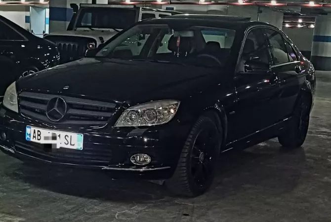 Auto in Vendita a Tirana - 6,800 Euro