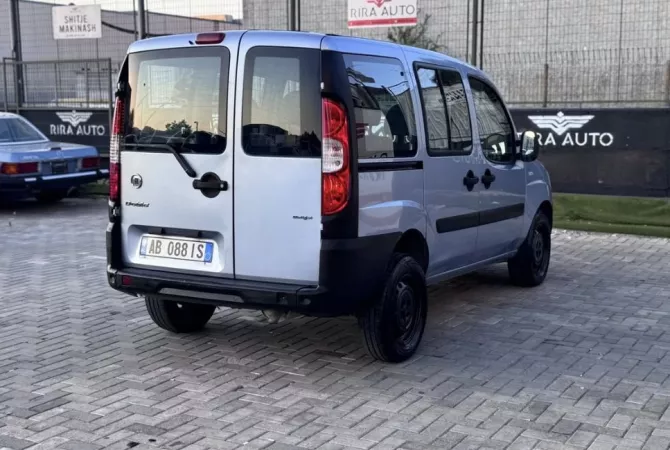 Auto in Vendita a Tirana - 3,500 Euro