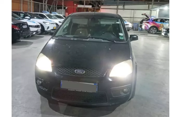 Auto in Vendita a Tirana - 2,650 Euro