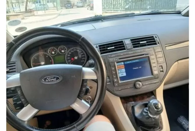 Auto in Vendita a Tirana - 2,650 Euro