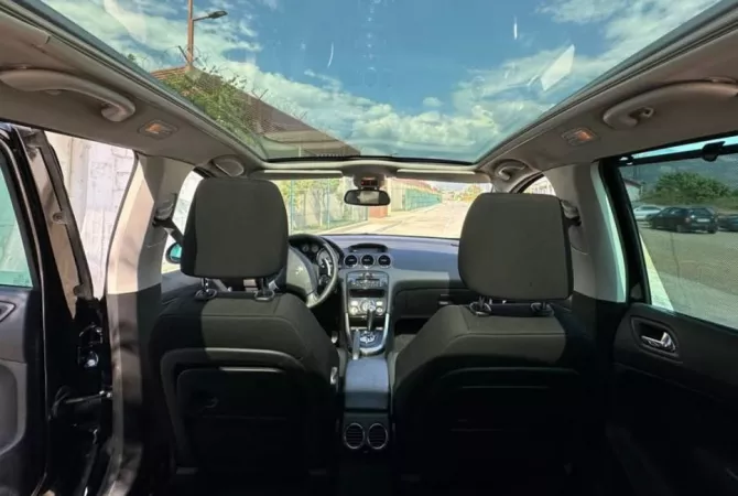 Auto in Vendita a Elbasan - 3,450 Euro