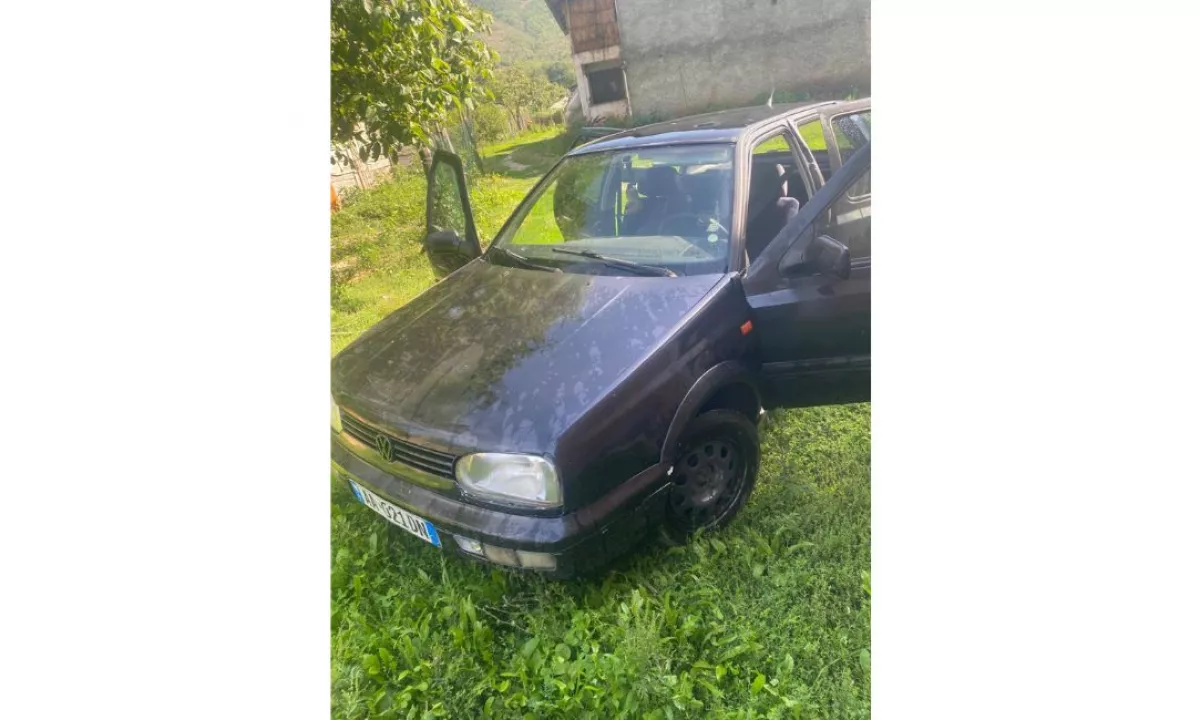 Auto in Vendita a Tirana, Volkswagen, 1994 Diesel,Kambio Manual Pagamento 900  Euro.