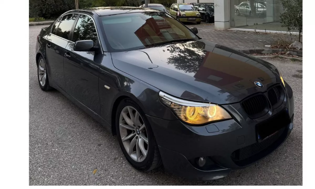 Auto in Vendita a Fier, BMW, 2009 Benzine,Kambio Automatik Pagamento 5,999  Euro.