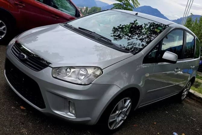 Auto in Vendita a Tirana - 2,900 Euro