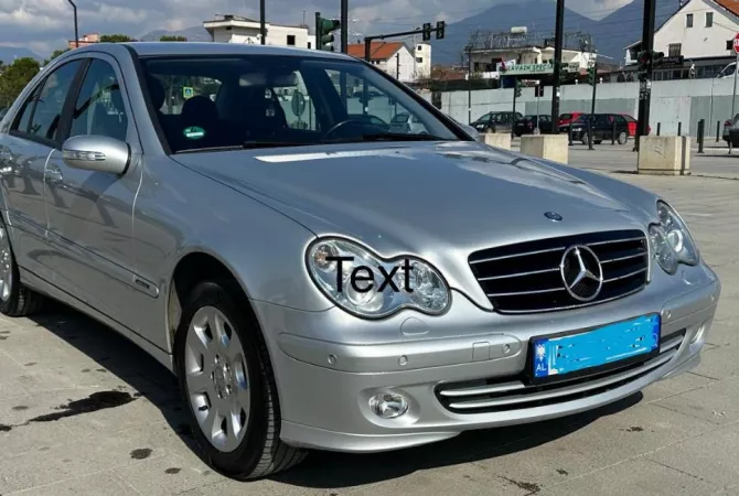 Makina ne shitje ne Tirane - 6,100 Euro