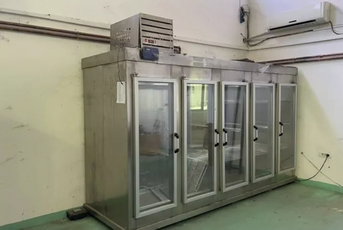 Pajisje biznesi ne shitje ne Tirane - 3,500 Euro