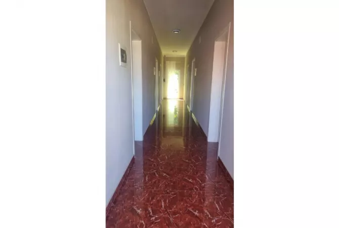  Jepet me qera garsoniere pranë Fakultetit Ekonomik