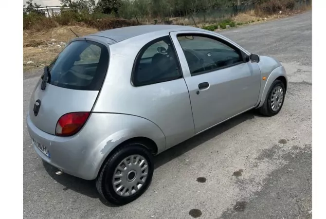 Auto in Vendita a Tirana - 890 Euro