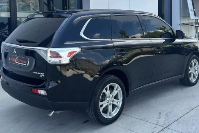 Auto in Vendita a Tirana - 12,000 Euro