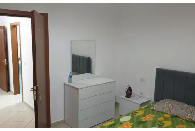 Shtepi me qera Apartament ne Tirane, 2+1, Mobilimi E mobiluar, Pagesa 45,000  Leke.