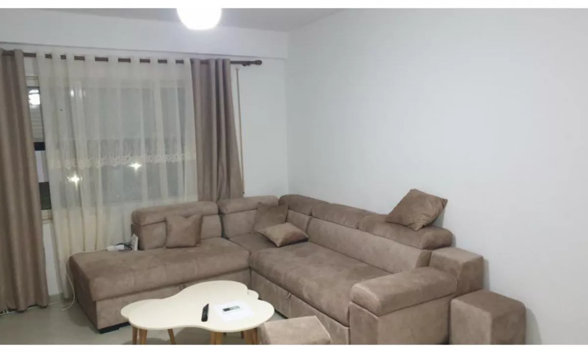 Shtepi me qera Apartament ne Tirane, 2+1, Mobilimi E mobiluar, Pagesa 45,000  Leke.