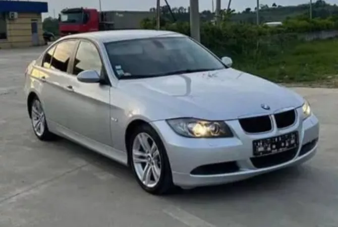 Auto in Vendita a Tirana - 4,500 Euro