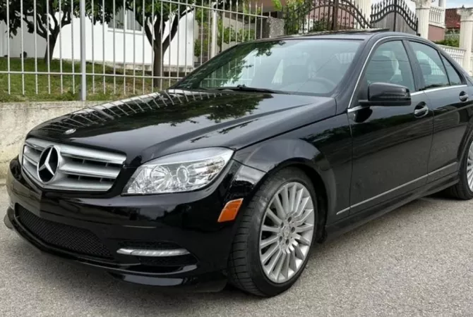 Auto in Vendita a Tirana - 6,500 Euro