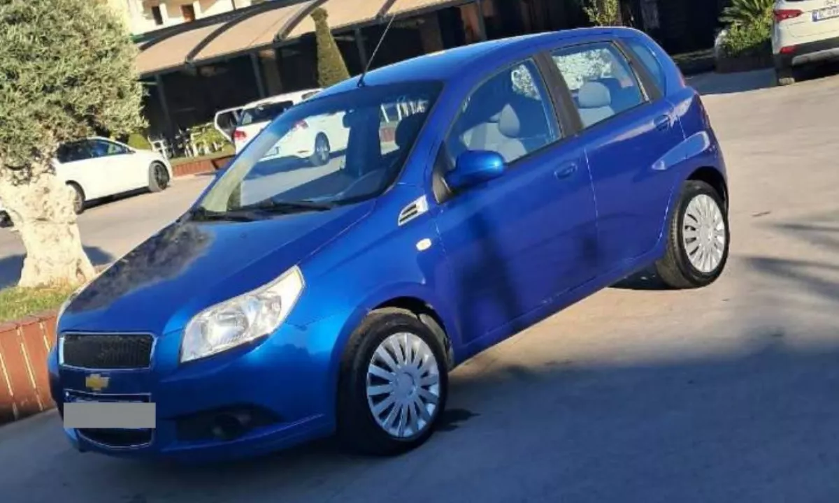 Auto in Vendita a Kavaja, Chevrolet, 2008 Diesel,Kambio Manual Pagamento 2,850  Euro.