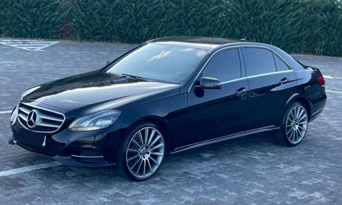 Auto in Vendita a Tirana, Mercedes-Benz, 2014 Diesel,Kambio Automatik Pagamento 12,500  Euro.