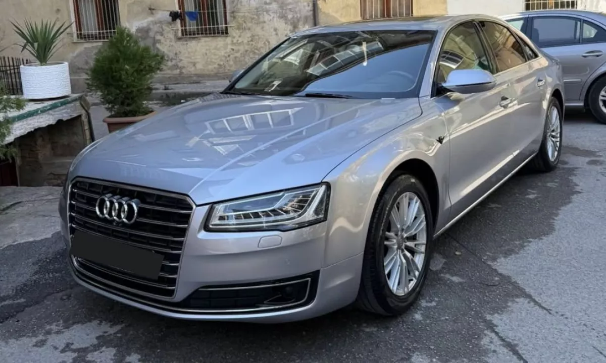 Auto in Vendita a Tirana, Audi, 2015 Diesel,Kambio Automatik Pagamento 17,000  Euro.