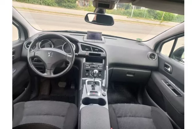 Auto in Vendita a Pristina - 6,800 Euro