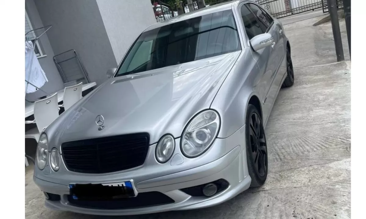 Auto in Vendita a Tirana, Mercedes-Benz, 2005 Diesel,Kambio Automatik Pagamento 4,500  Euro.