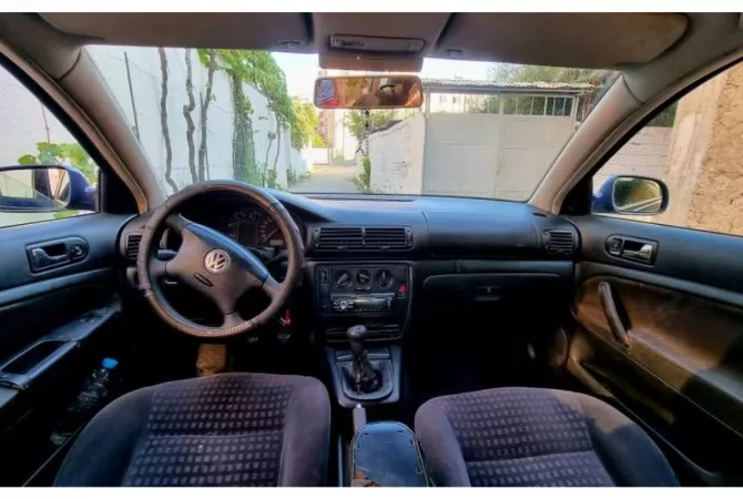 Auto in Vendita a Tirana - 1,500 Euro
