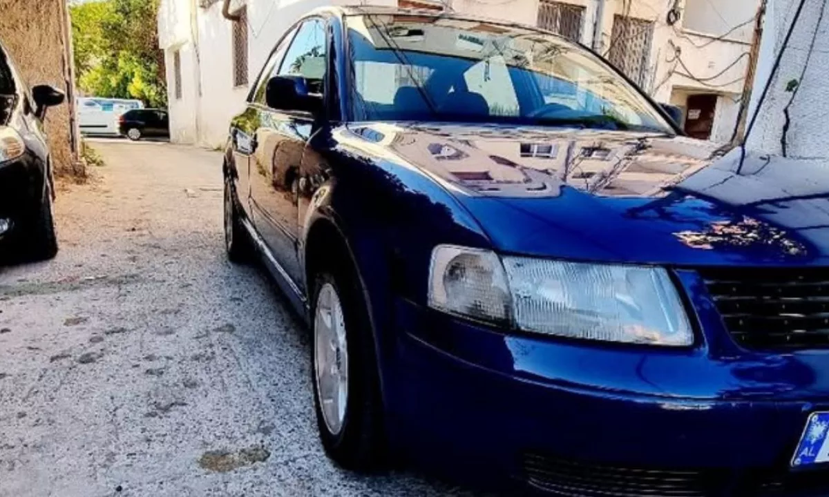 Auto in Vendita a Tirana, Volkswagen, 2000 Diesel,Kambio Manual Pagamento 1,500  Euro.