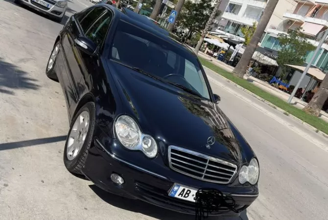 Auto in Vendita a Tirana - 5,200 Euro