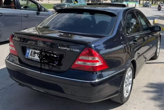 Auto in Vendita a Tirana - 5,200 Euro