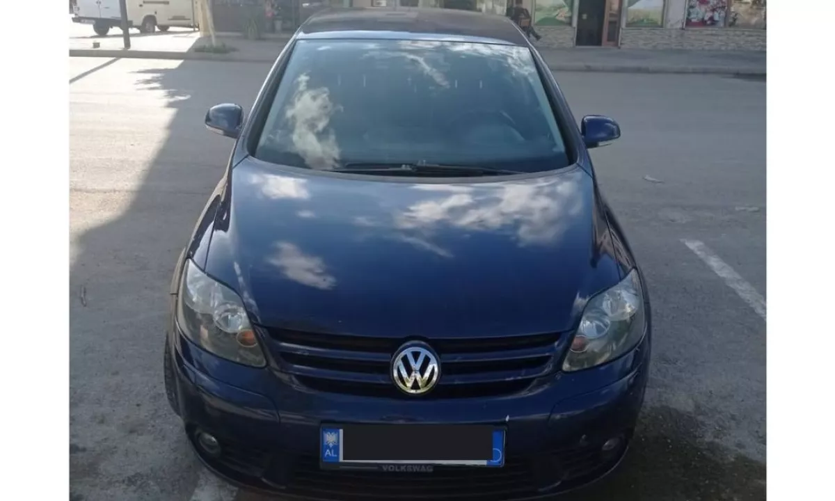 Auto in Vendita a Tirana, Volkswagen, 2005 Diesel,Kambio Automatik Pagamento 3,500  Euro.