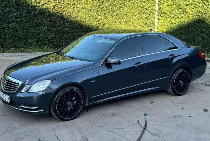 Auto in Vendita a Tirana - 9,500 Euro