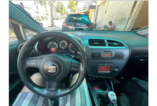 Auto in Vendita a Tirana - 2,600 Euro