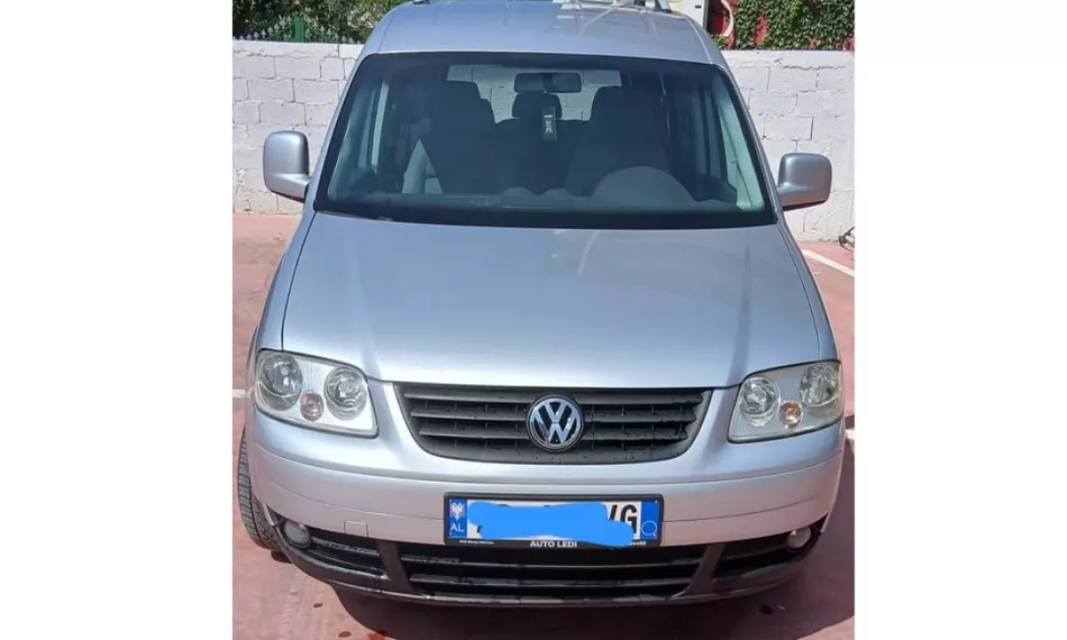 Auto in Vendita a Tirana, Volkswagen, 2008 Diesel,Kambio Manual Pagamento 6,000  Euro.