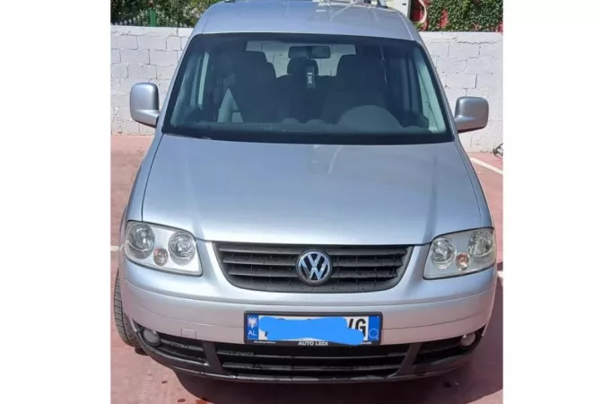 Auto in Vendita a Tirana - 6,000 Euro