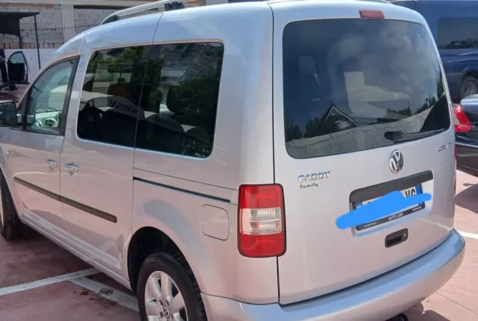 Auto in Vendita a Tirana - 6,000 Euro
